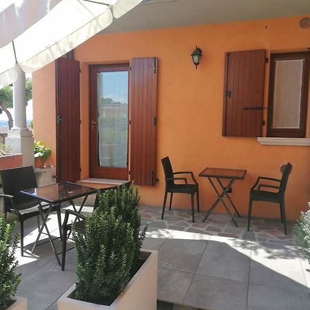 B&B Agora' Гардоне Ривьера Экстерьер фото