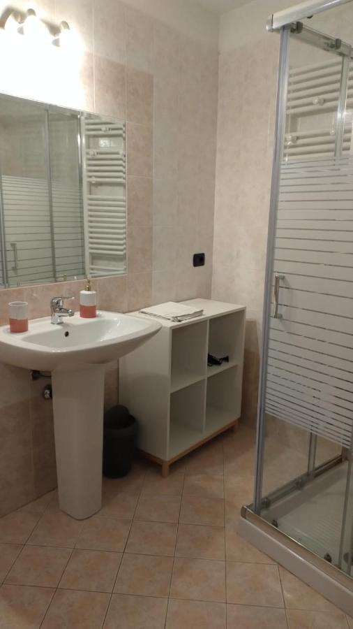 B&B Agora' Гардоне Ривьера Экстерьер фото